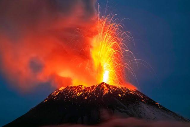 Preocupa a poblanos la actividad intensa del Popocatépetl