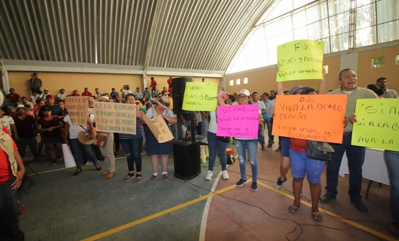 Con protesta impiden consulta sobre usos y costumbres en Ayutla