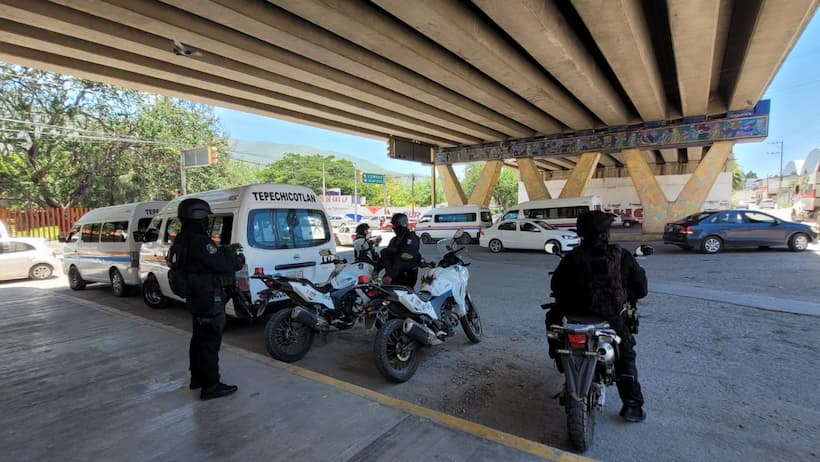 Con resguardo policiaco reanudan servicio de transporte rutas foráneas en Chilpancingo