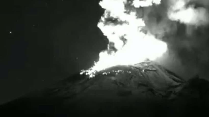 Despertó bravo Don Goyo: Captan explosión en el volcán Popocatépetl