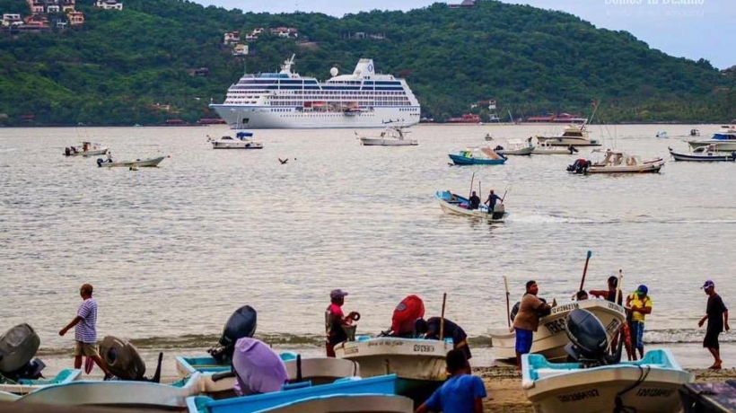 Cierran navegación a embarcaciones menores en Zihuatanejo