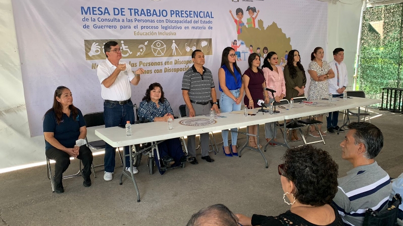 Reclaman discapacitados acciones para la inclusión al Congreso de Guerrero