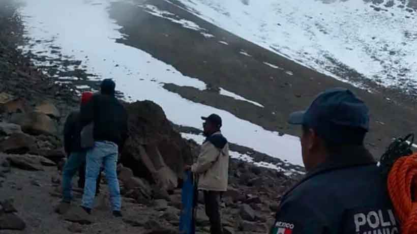 Mueren 4 alpinistas tras caer en el Pico de Orizaba