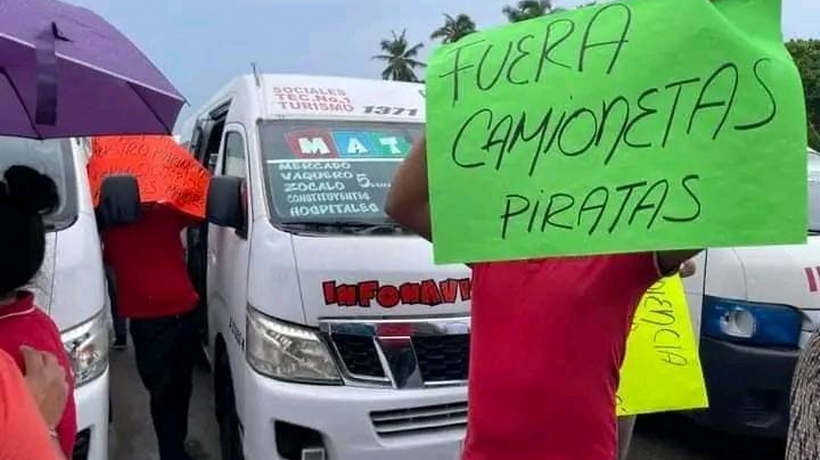 Denuncian en Acapulco urvans pirata; protestan en Costera