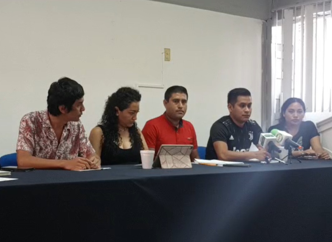 Demandan estudiantes de la UAGro becas de posgrado del gobierno federal