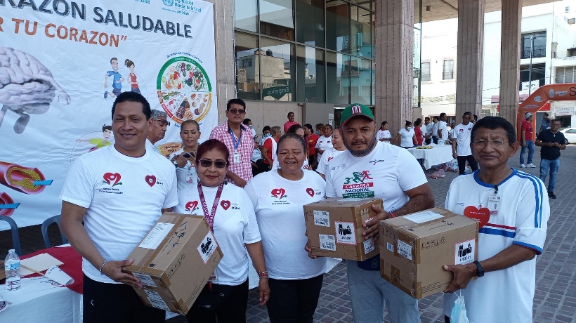 Con entrega de equipo médico, celebran Día del Corazón en Iguala