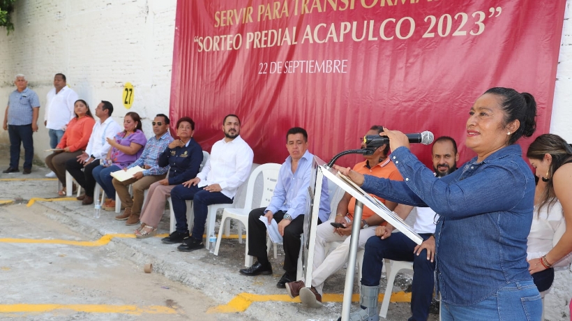 Premia Abelina López a ganadores del Sorteo Predial Acapulco 2023