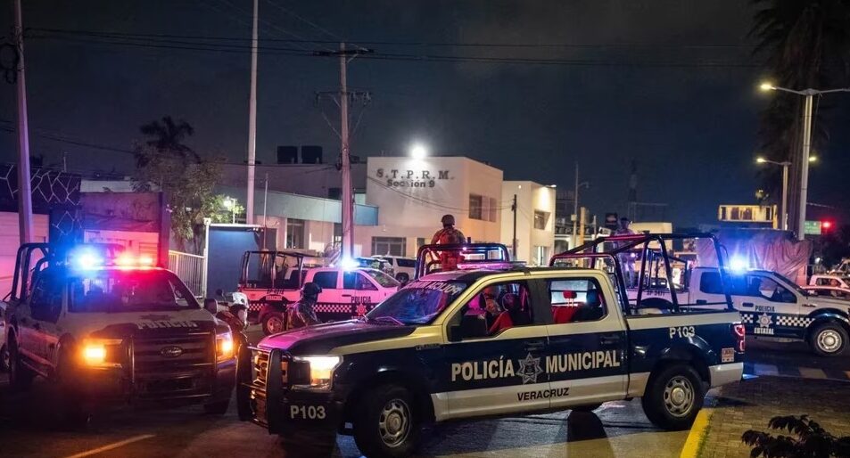 Ataque armado en bar de Veracruz, deja cuatro personas sin vida