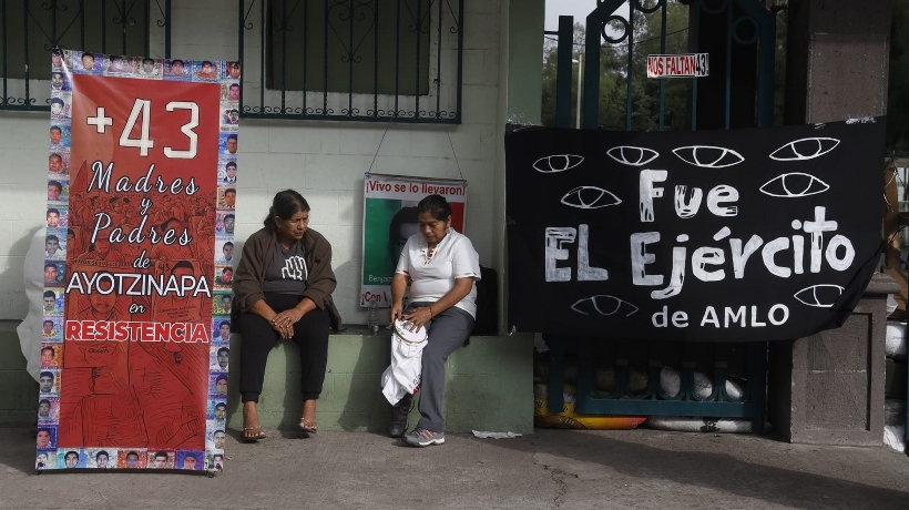 Verdad sobre Ayotzinapa pesa sobre el 27 Batallón: padres de los 43