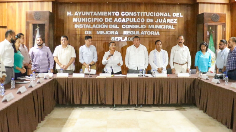 Presenta Abelina López al Consejo de Mejora Regulatoria de Acapulco