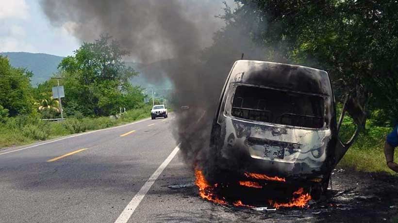 Incendian urvan de una minera en Tepecoacuilco, Guerrero