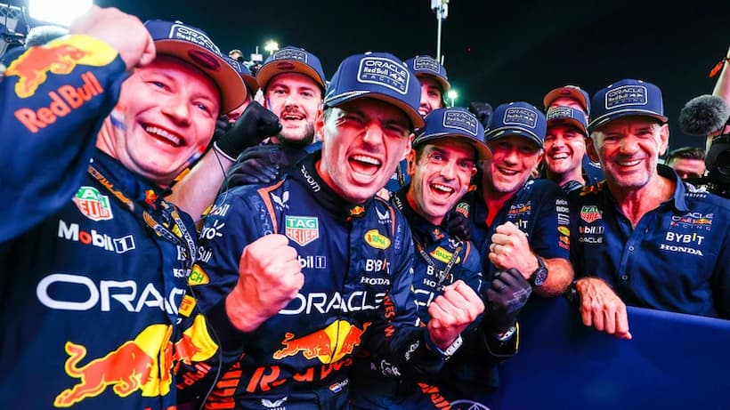 Triunfa Max Verstappen, es tricampeón de la Fórmula 1