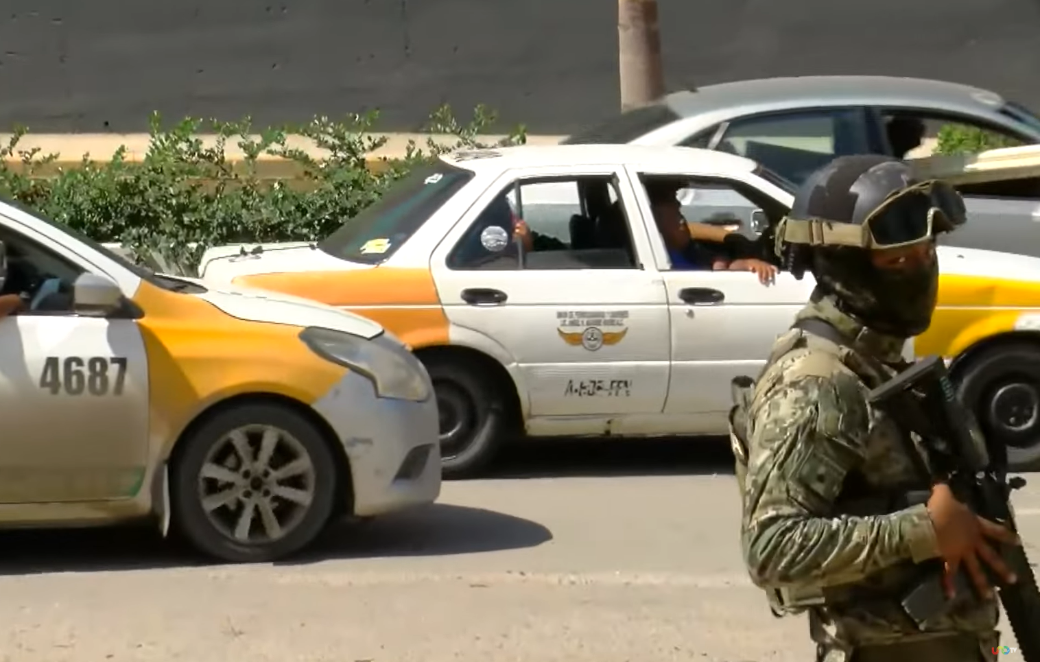 Taxis colectivos mantendrán tarifa de 30 pesos hacia colonias populares, denuncian