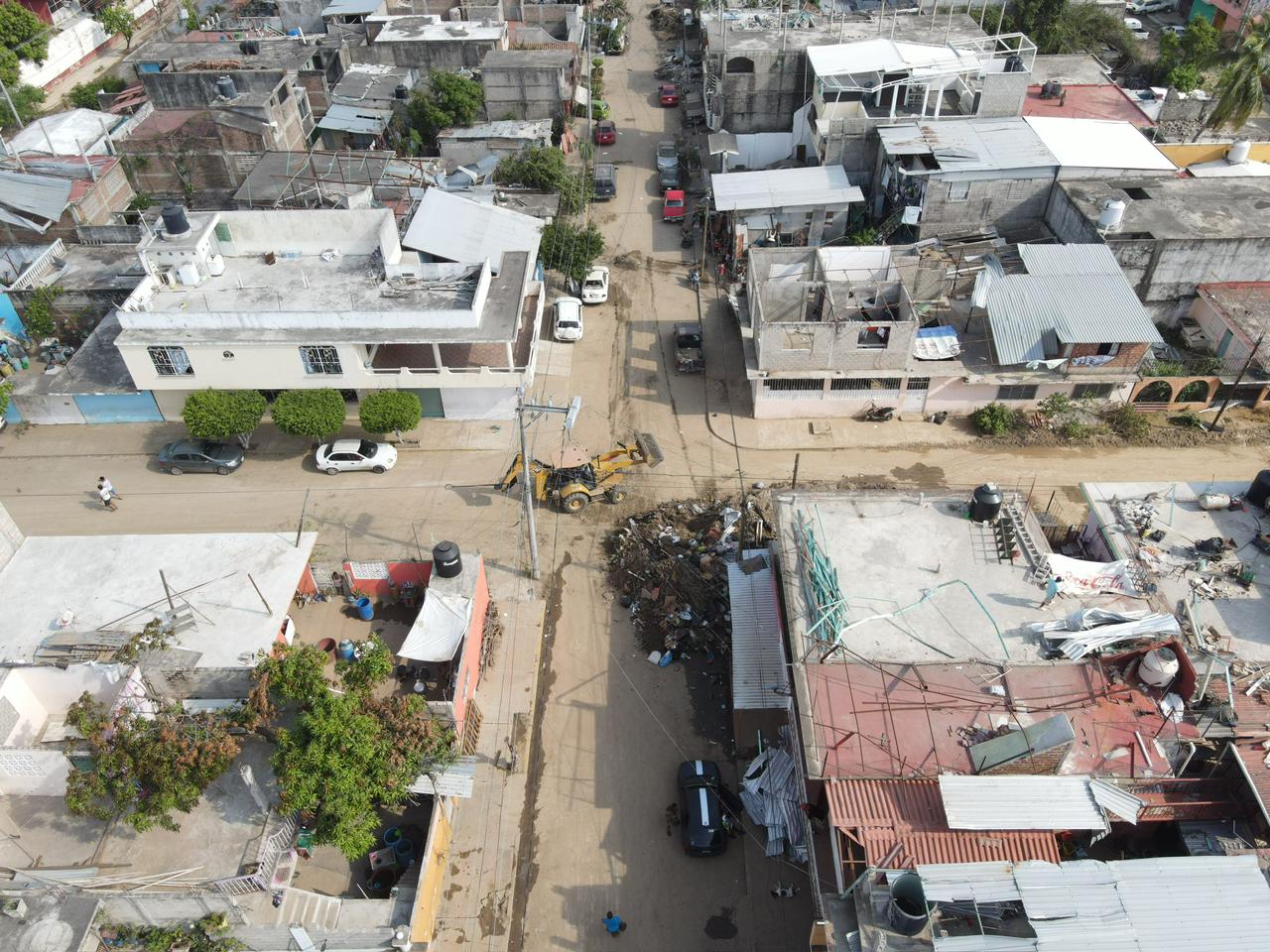 Muestra Evelyn Salgado avances en limpieza de la zona suburbana de Acapulco