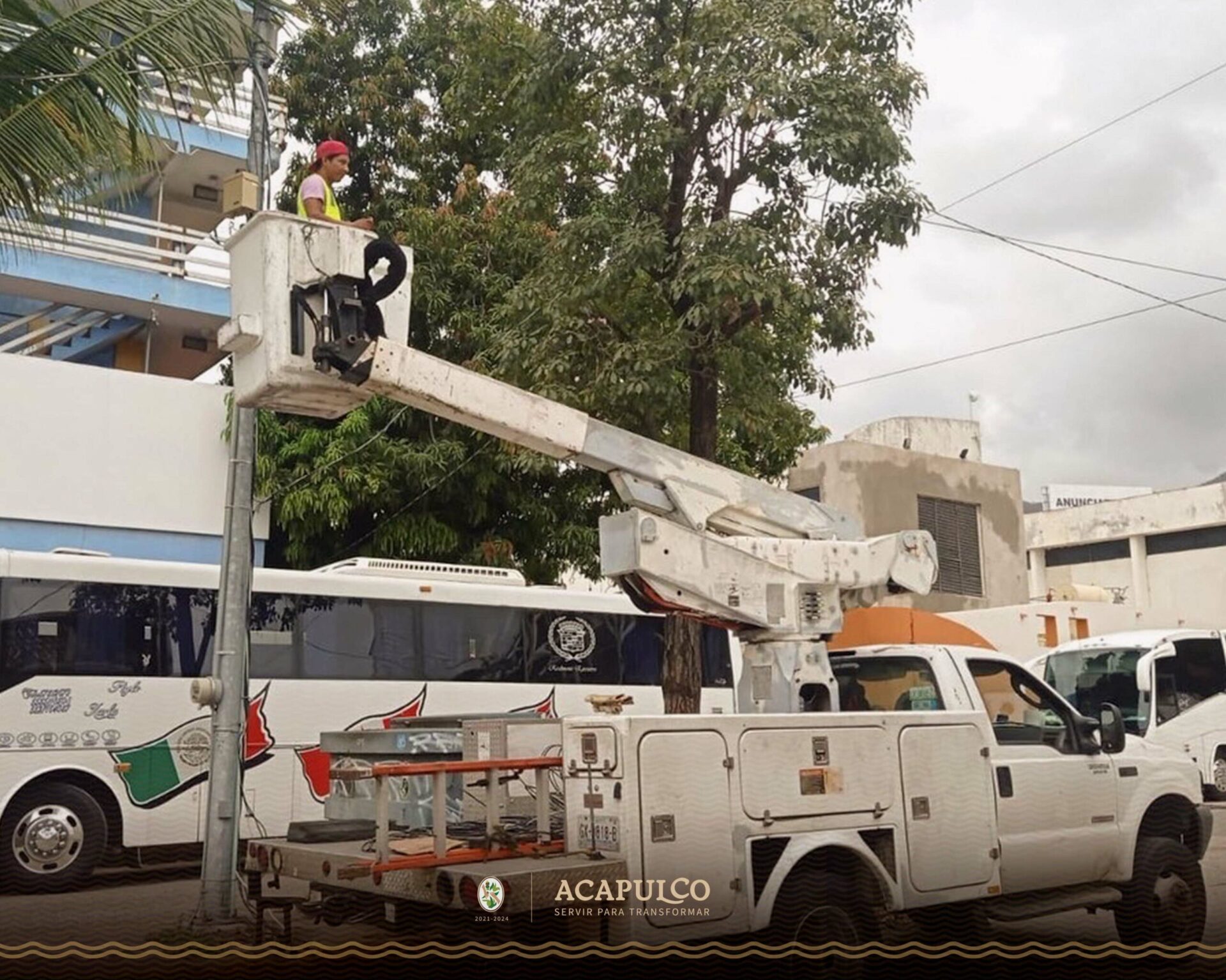 No hay recursos para restablecer alumbrado público de Acapulco