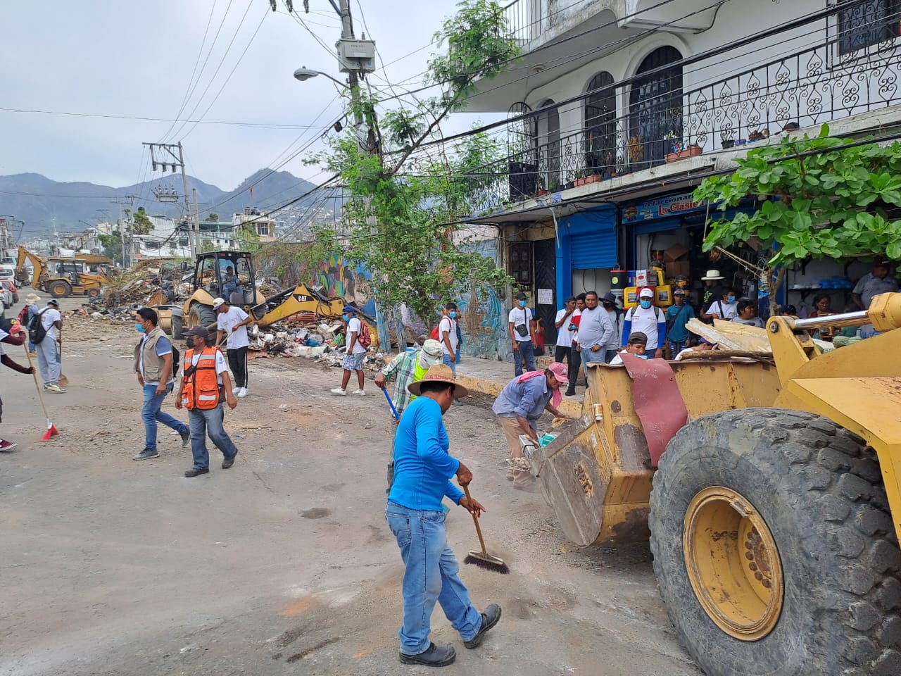 Recolectan casi 200 toneladas de residuos sólidos en el Centro de Acapulco