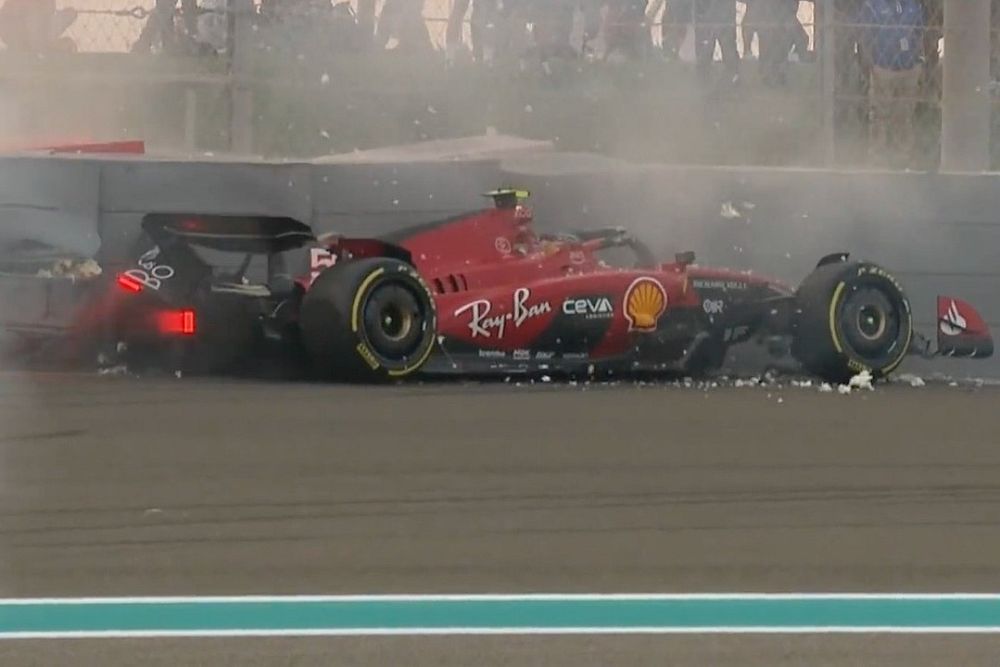 VIDEO: Se accidenta Carlos Sainz en prácticas libres del GP de Abu Dhabi