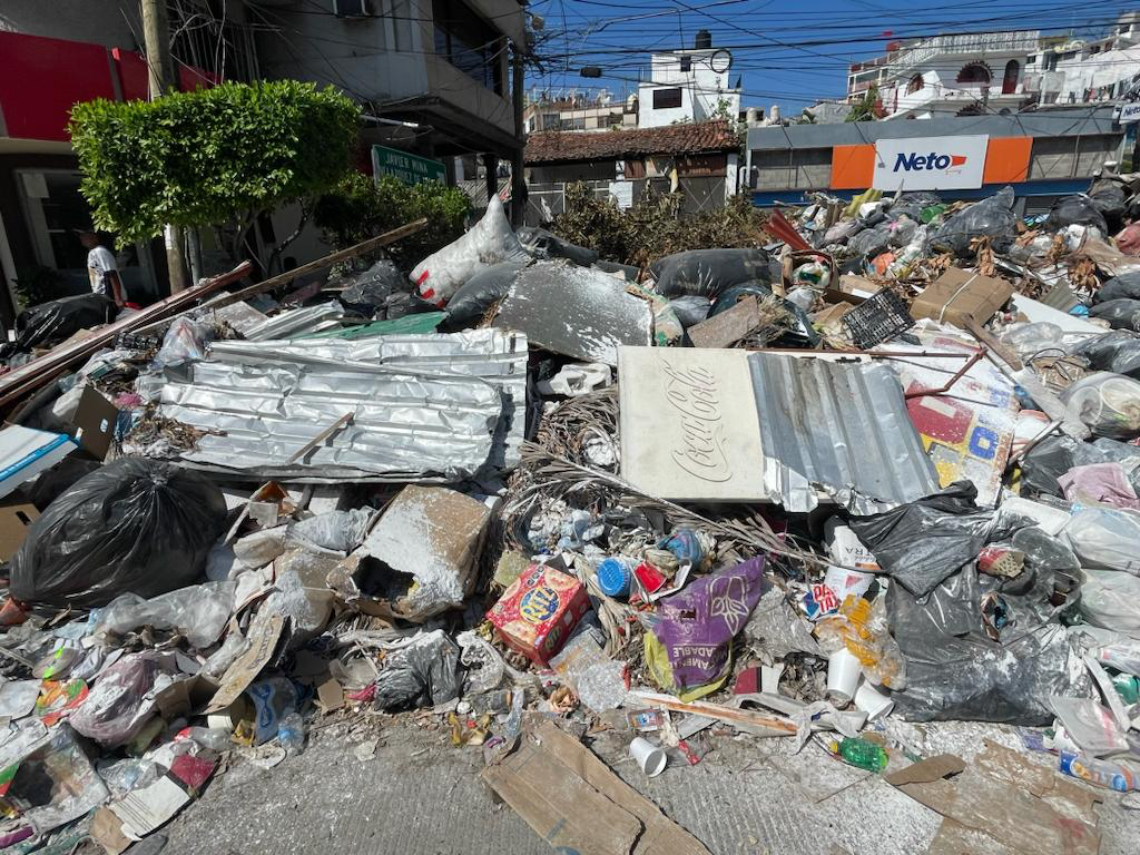 Basura Acapulco: Encalan puntos en colonias y levantan desechos