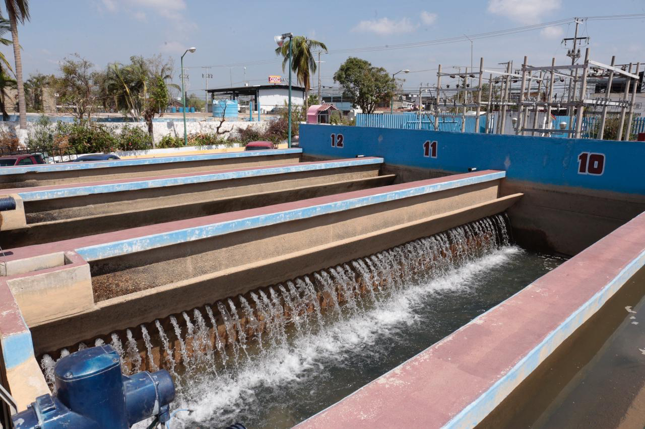 CAPAMA informa que se suministra agua en Acapulco al 60%