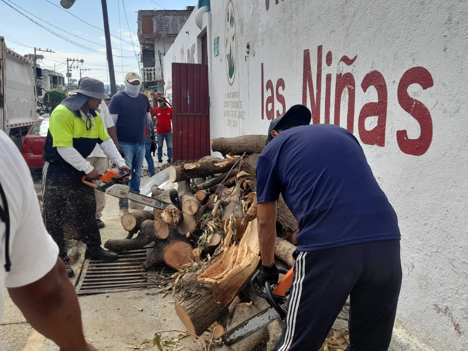 Realizan jornada de limpieza en Villa de las Niñas y calles de la Progreso