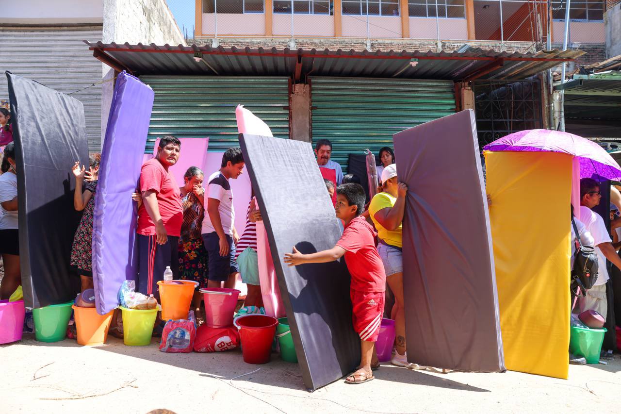 Continuamos avanzando con la entrega de víveres: Evelyn Salgado