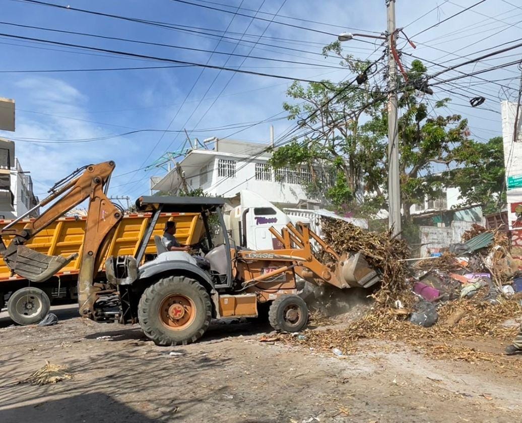 Fuerza Acapulco: Recolectan más de 329 mil 500 toneladas de basura tras Otis