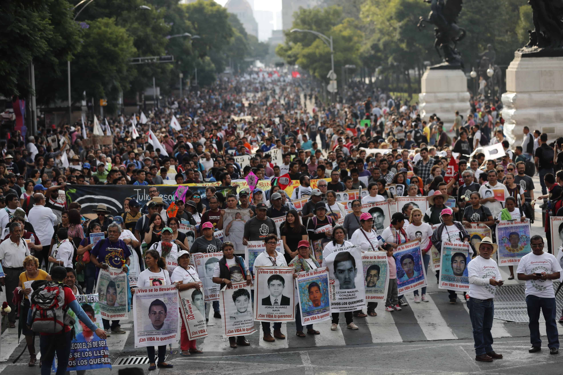 Abrirán acceso a todos los archivos de Ayotzinapa a los padres de los 43