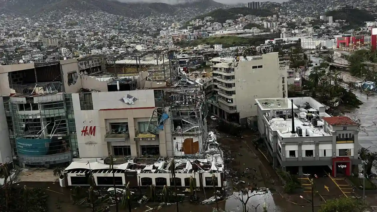 Gobierno Federal dará créditos blandos a negocios de Acapulco