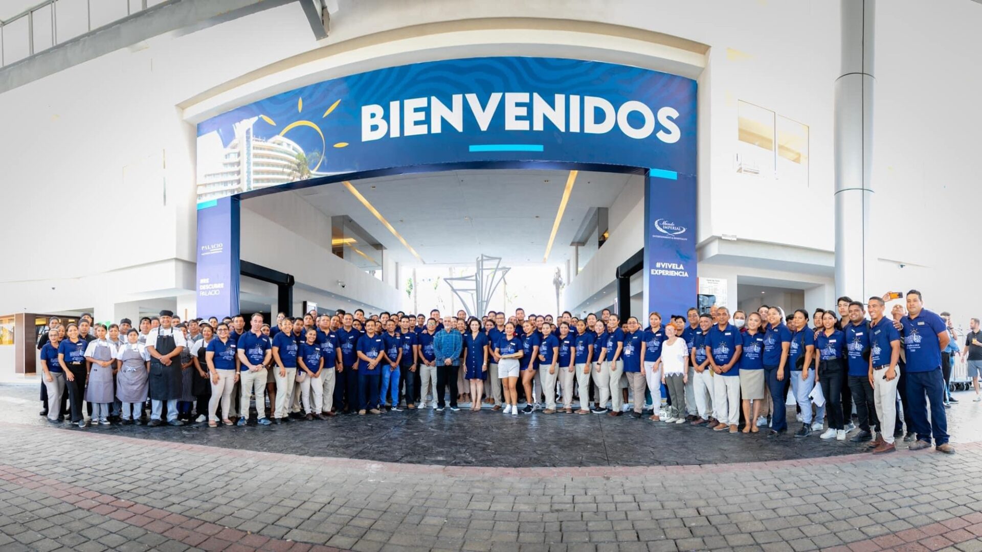 Evelyn Salgado celebra  reapertura de Hotel Palacio Mundo Imperial Acapulco