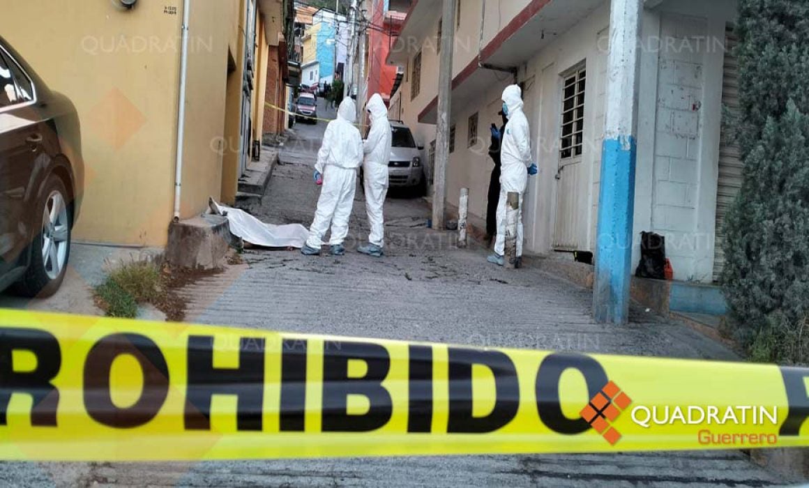 Mujer pierde la vida tras caer del segundo piso de un edificio en Chilpancingo