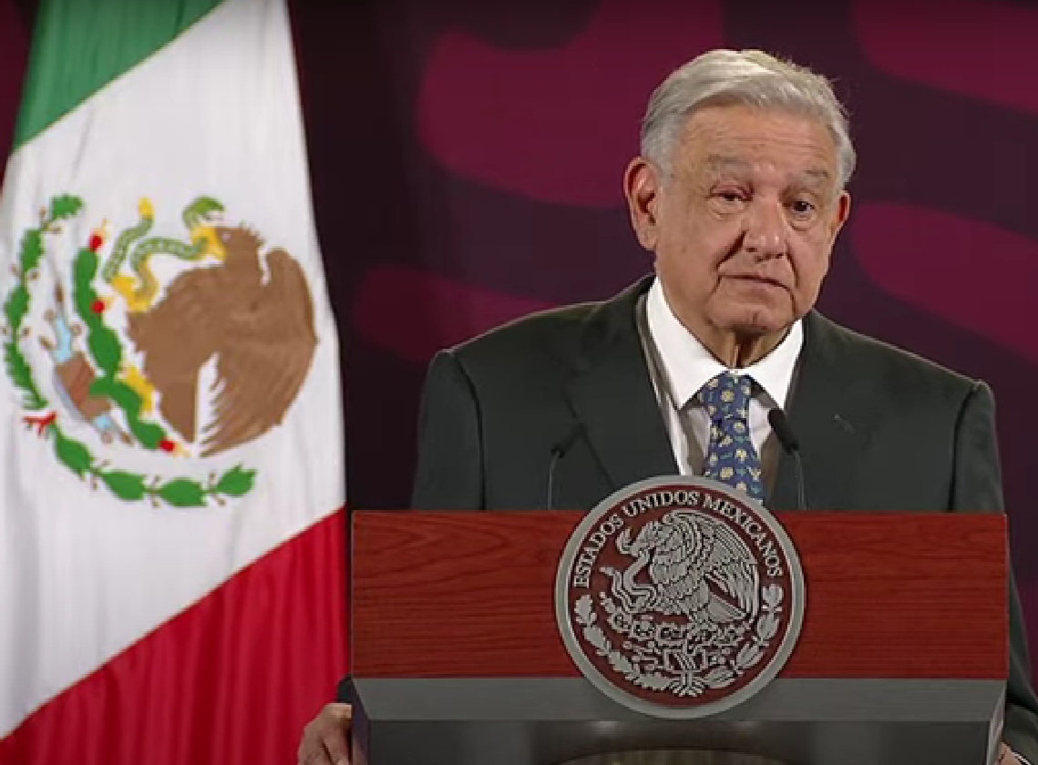 ¿Qué le pasó a AMLO en el ojo?, asegura que “no es grave”