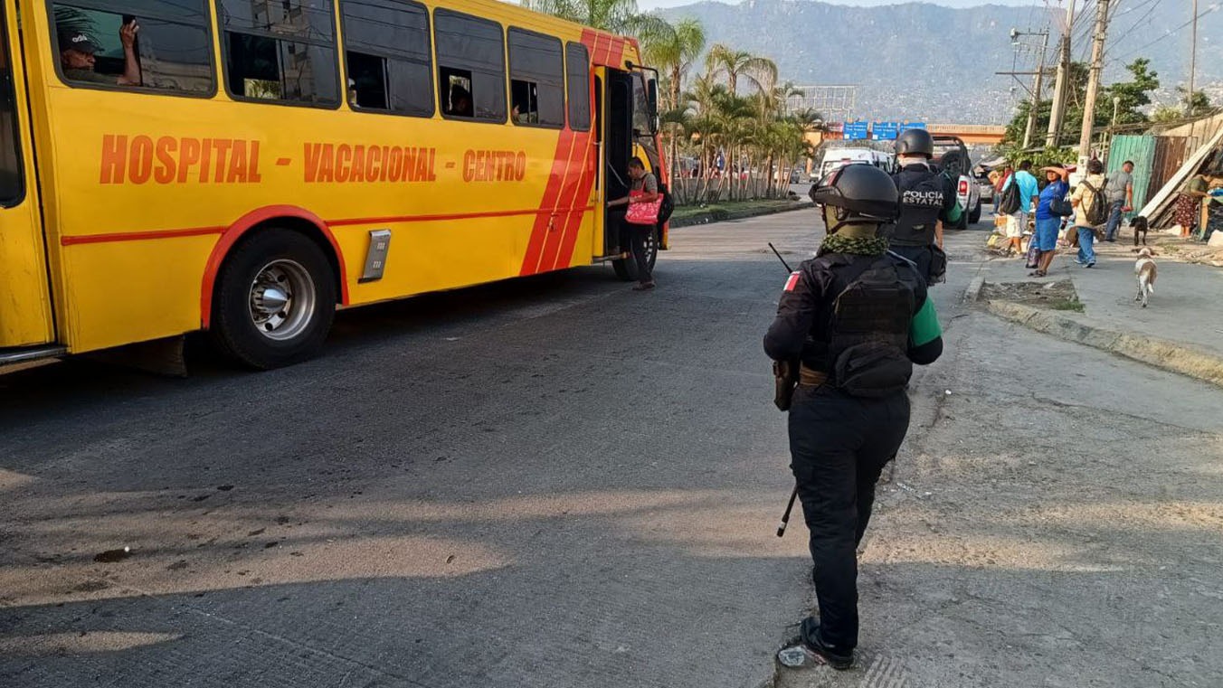 Vigila SSP Guerrero bases de transporte en Acapulco