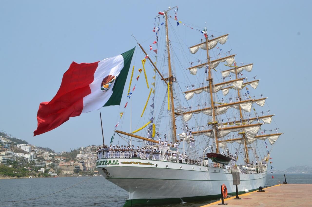 Zarpa desde Acapulco Buque de la Marina Escuela Velero “Cuauhtémoc”