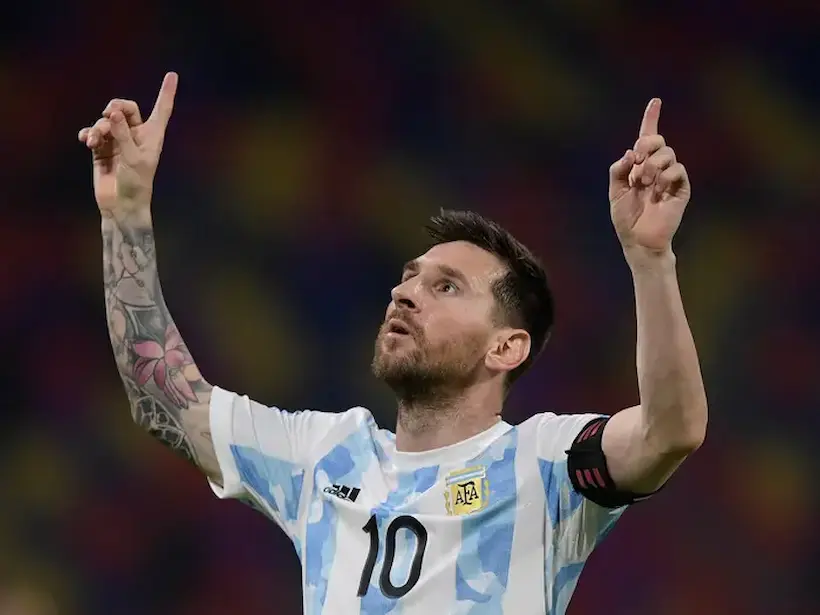 Cumple Messi 37 años; lo celebra en su última Copa América