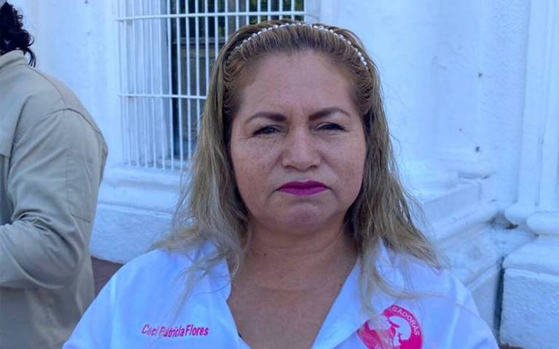 Hospitalizan a Ceci Flores tras hallarla con vida en un refugio