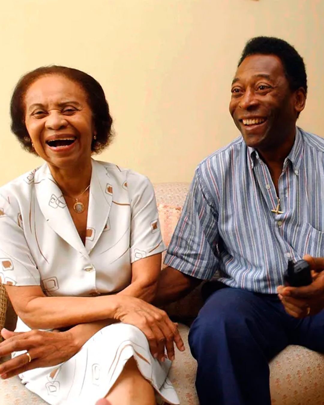 Muere madre de Pelé, Celeste Arantes, a los 101 años