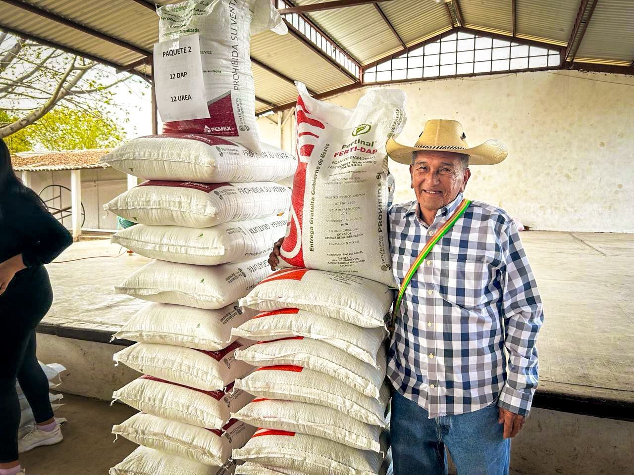 Se reanuda la entrega de fertilizante en Guerrero