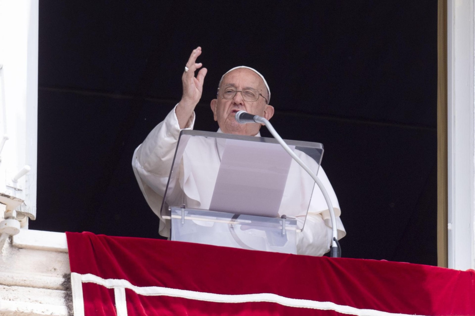 Pide Papa Francisco permitir acceso de ayuda humanitaria en Gaza