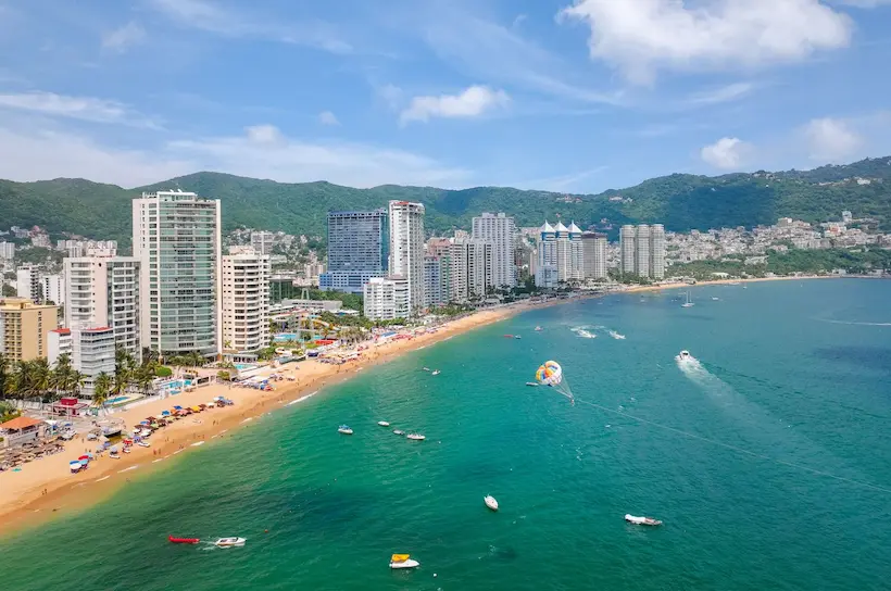 Todas las playas de Acapulco son aptas para uso recreativo: Cofepris