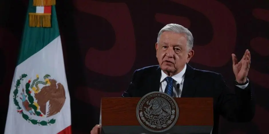 Lamenta AMLO muerte del expresidente Jimmy Carter; cayó en fake news