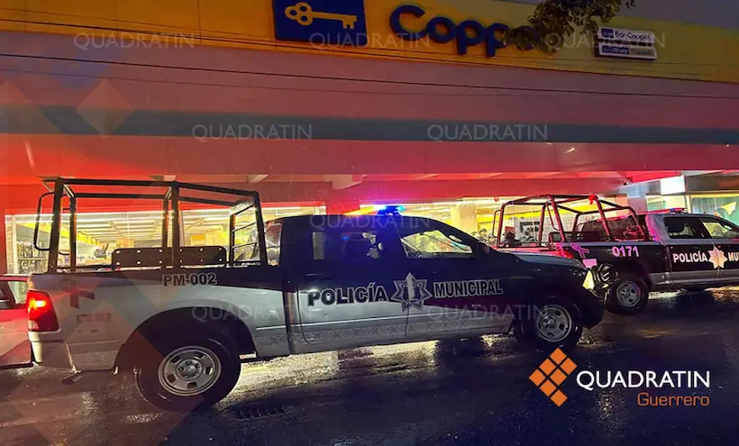 Asaltan con violencia Coppel en Chilpancingo