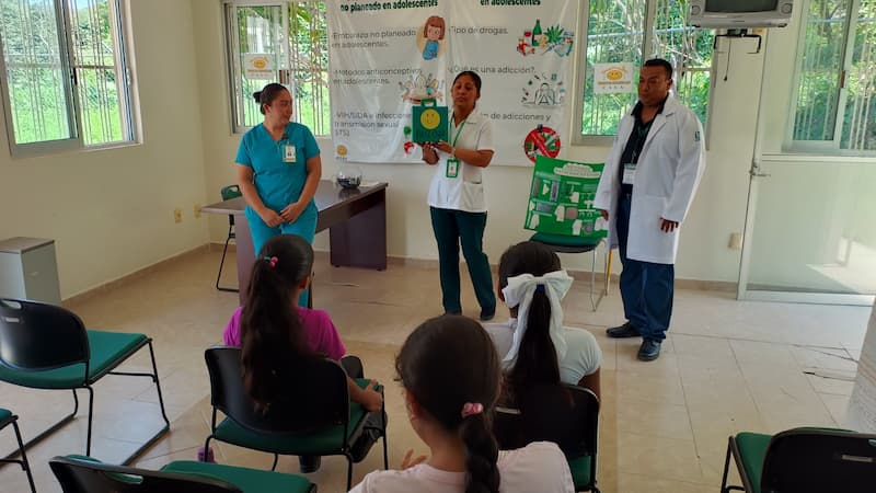 IMSS-Bienestar orienta a jóvenes a través de Casa Guerrero