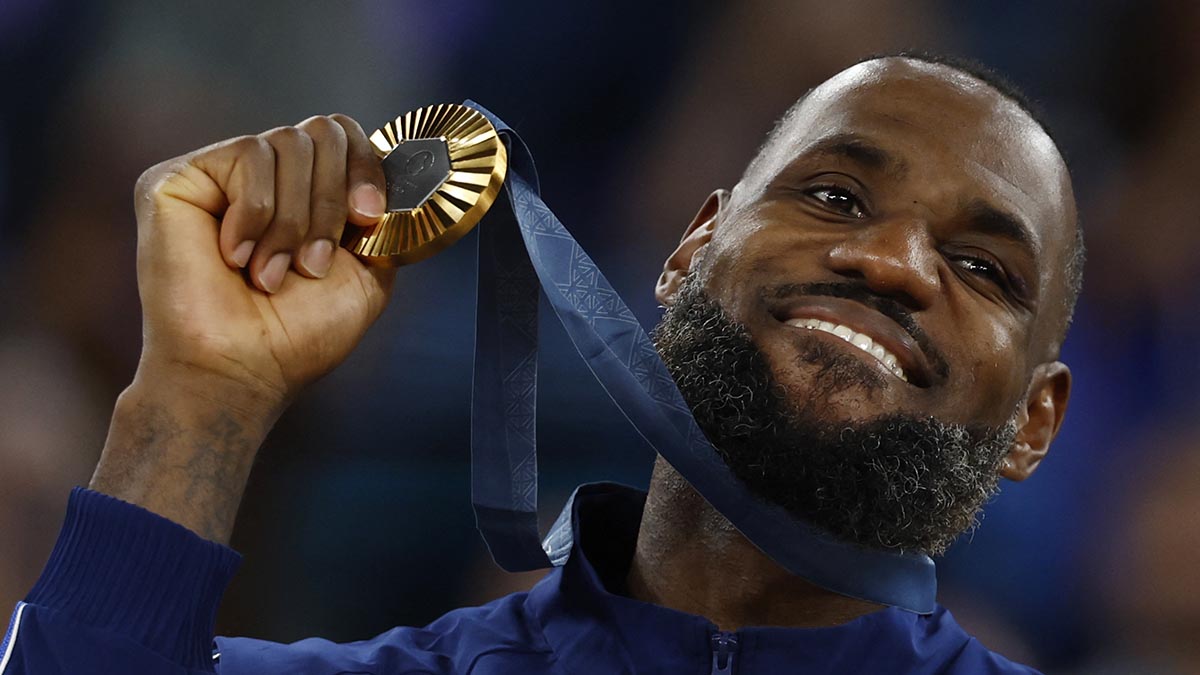 LeBron James supera a Michael Jordan en medallas de oro