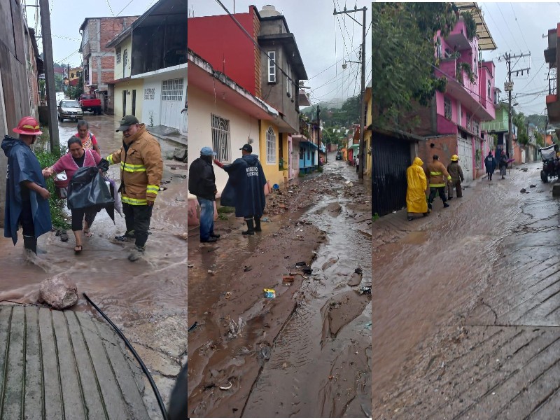 Lluvias fuertes provocan inundaciones en Mazatlán