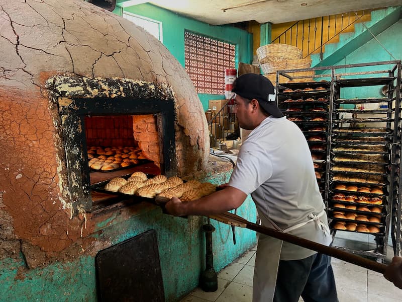 Calor disminuye 60% venta de panaderías en Acapulco