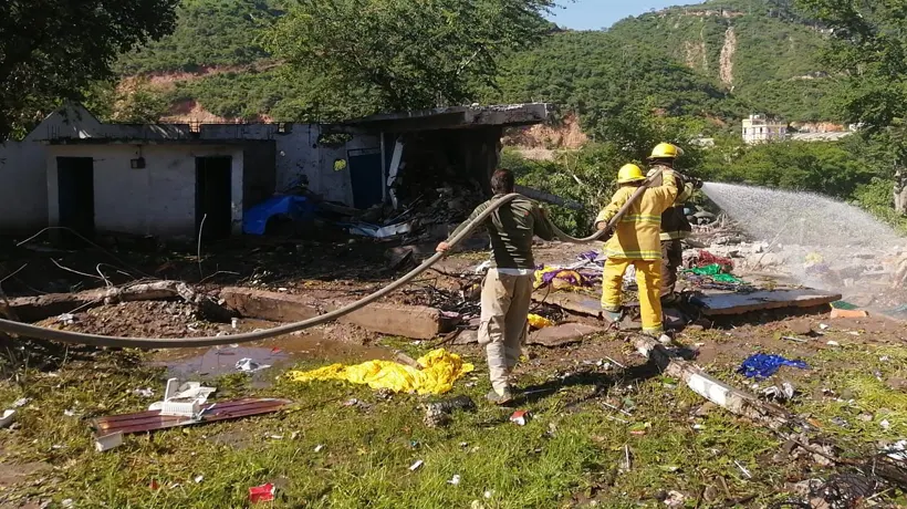 Atiende SGIRPC explosión de taller de pirotecnia en Tlapa