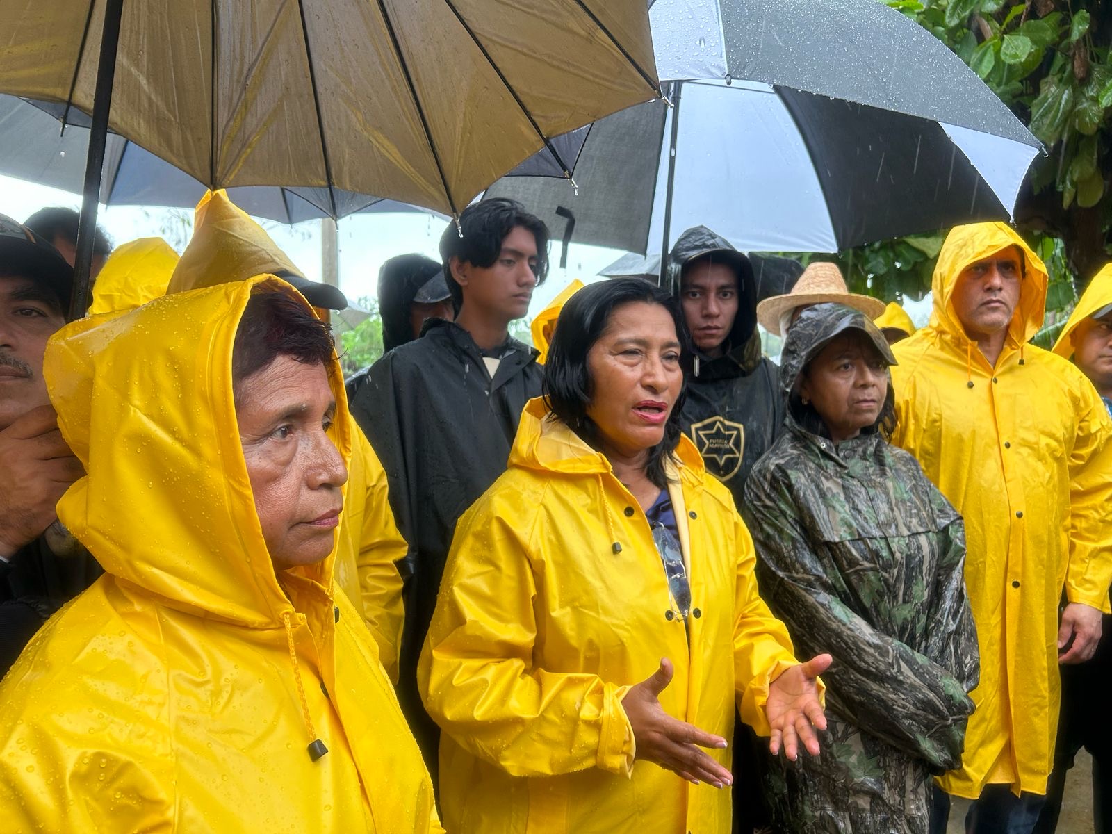 Pide Abelina López ir a refugios temporales por desbordamientos 