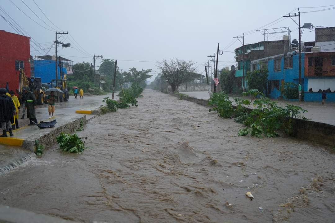 Agregan a Acapulco a declaratoria de emergencia tras afectaciones por John