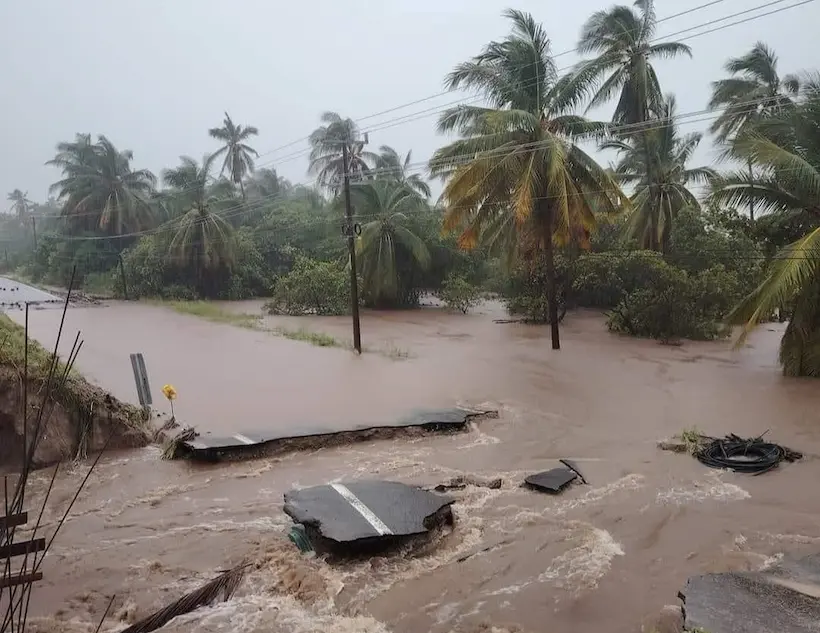 En Acapulco llovió 4 días lo de toda la temporada