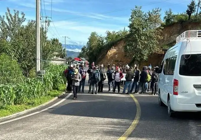 Alcanzarían alcaldes de La Montaña, sanciones “legales” por retrasos en caminos artesanales